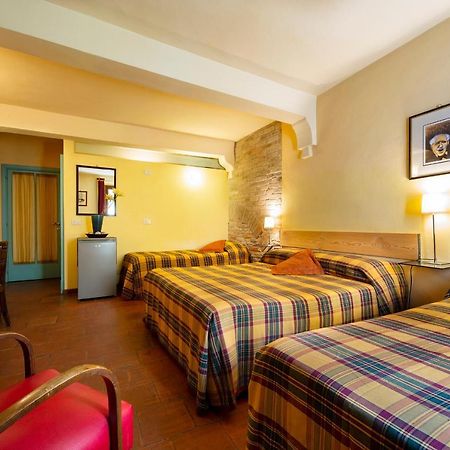 B&B Al Ducale And Apartments Parma Buitenkant foto
