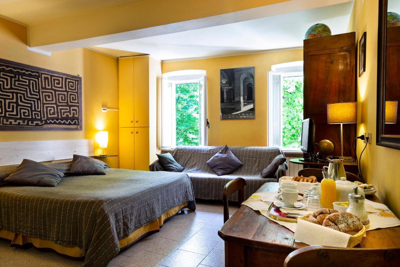 B&B Al Ducale And Apartments Parma Buitenkant foto